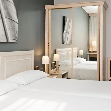 Ilunion Bel-art 4*