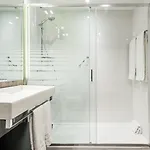 Hotel Ilunion Bel-art 4*