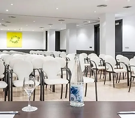 Hotel Ilunion Bel-art 4*