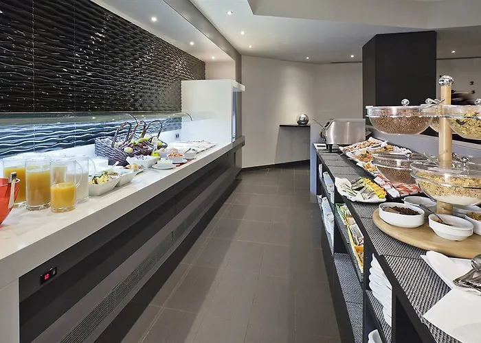 Hotel Ilunion Bel-art